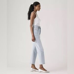 Levi’s Ribcage Ankle 31 W x 29 L